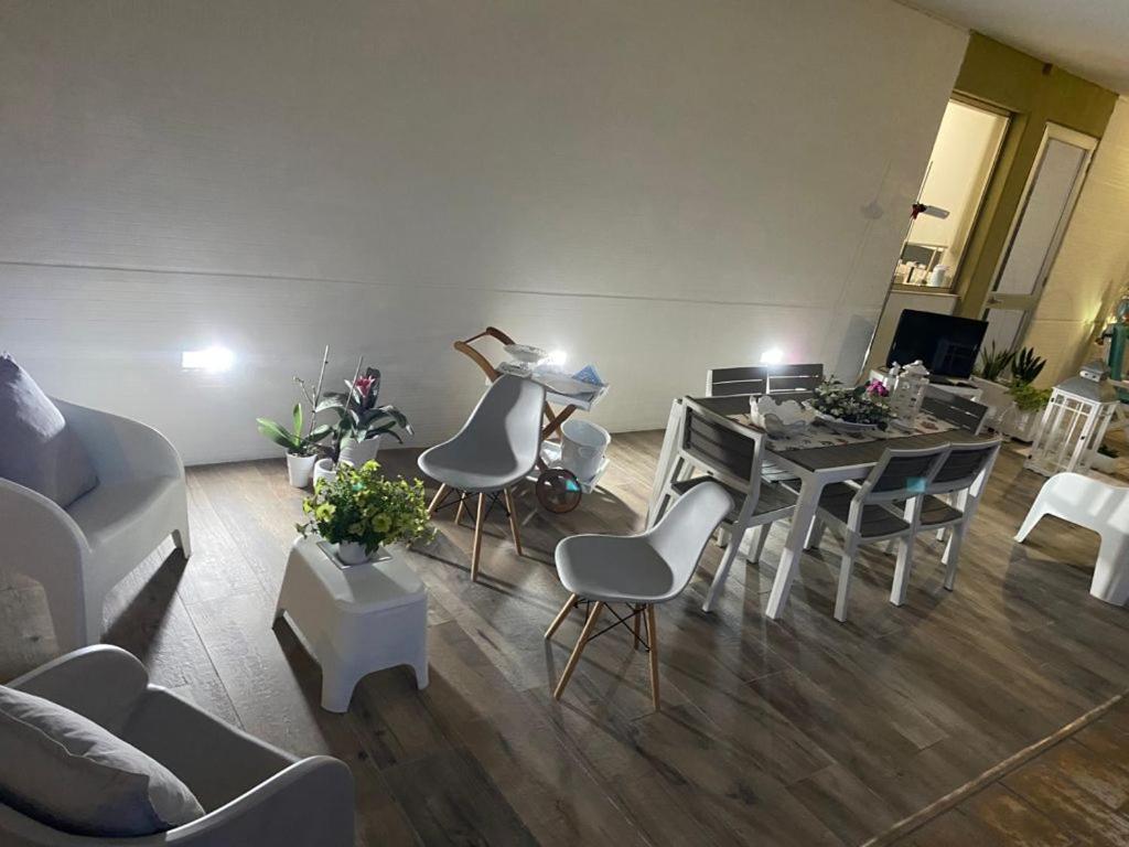 Viro House Panzió Squinzano Kültér fotó