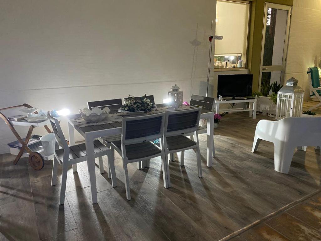 Viro House Panzió Squinzano Kültér fotó