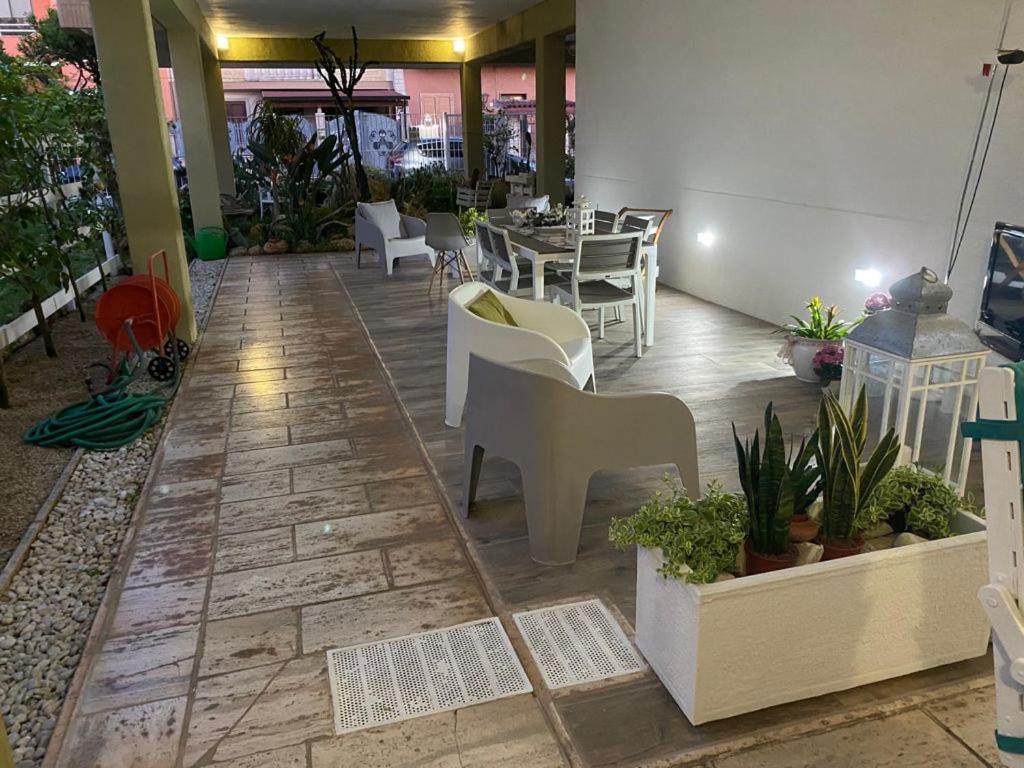 Viro House Panzió Squinzano Kültér fotó