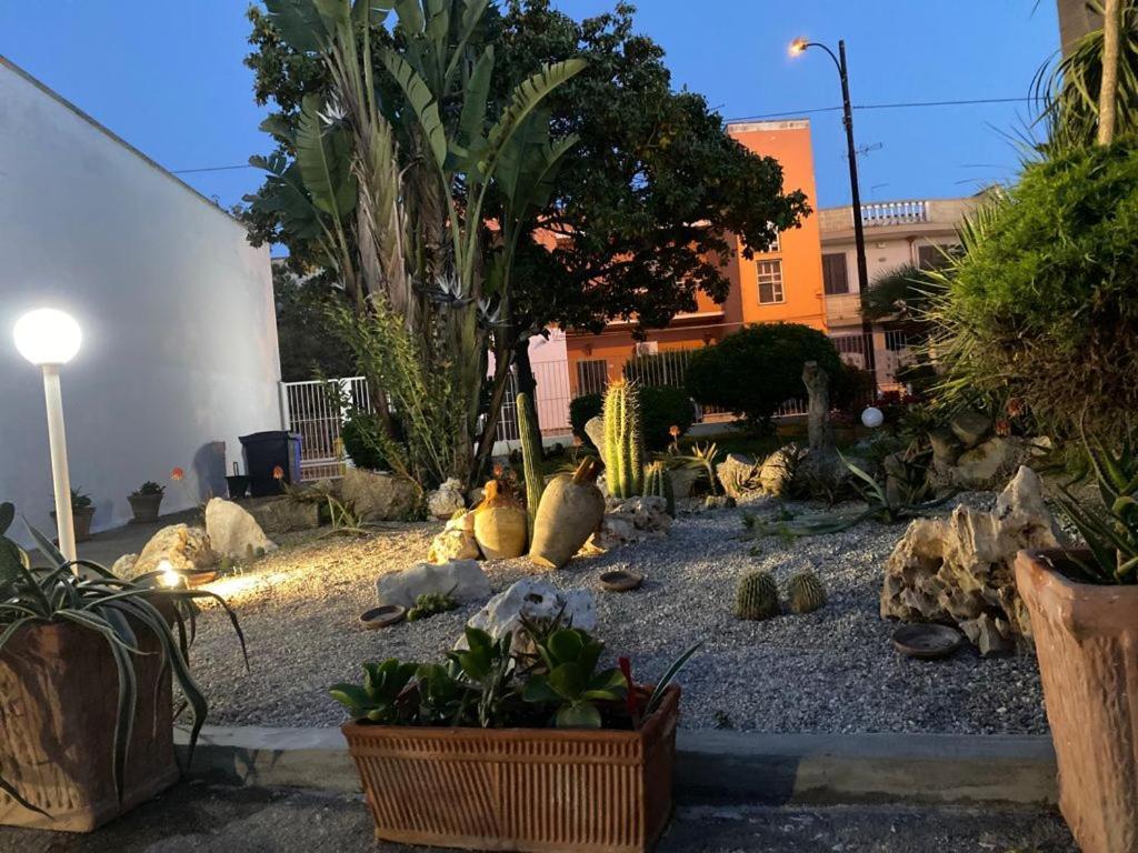 Viro House Panzió Squinzano Kültér fotó