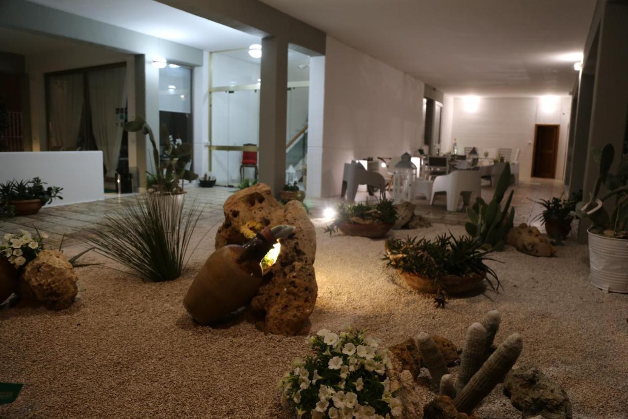 Viro House Panzió Squinzano Kültér fotó