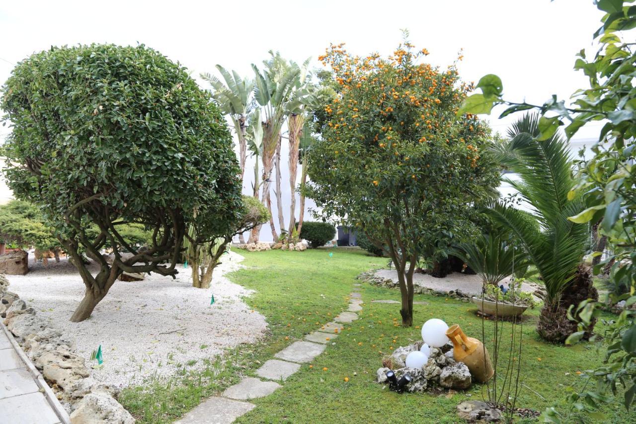 Viro House Panzió Squinzano Kültér fotó