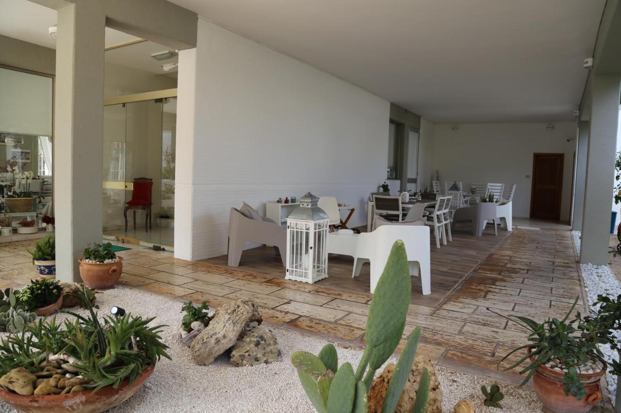 Viro House Panzió Squinzano Kültér fotó