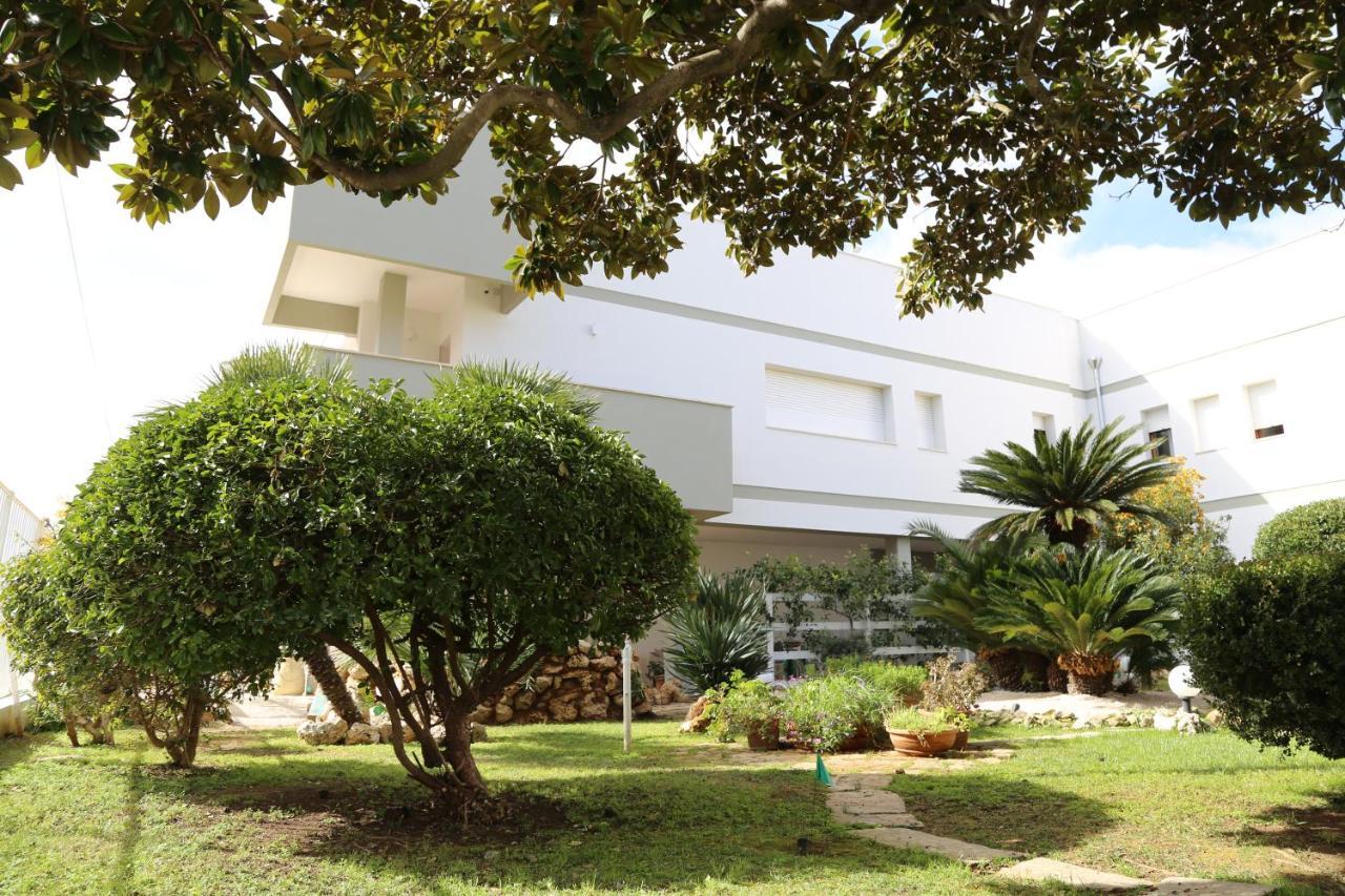 Viro House Panzió Squinzano Kültér fotó