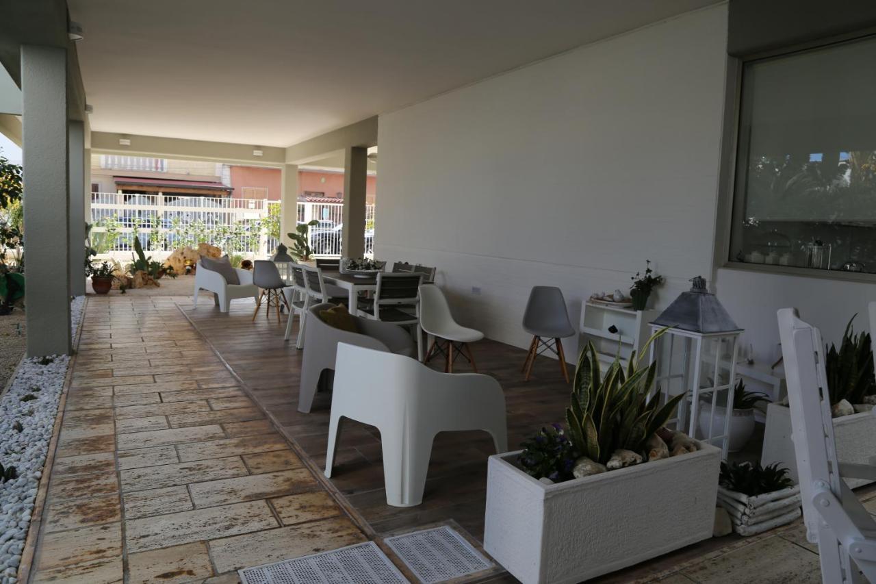 Viro House Panzió Squinzano Kültér fotó