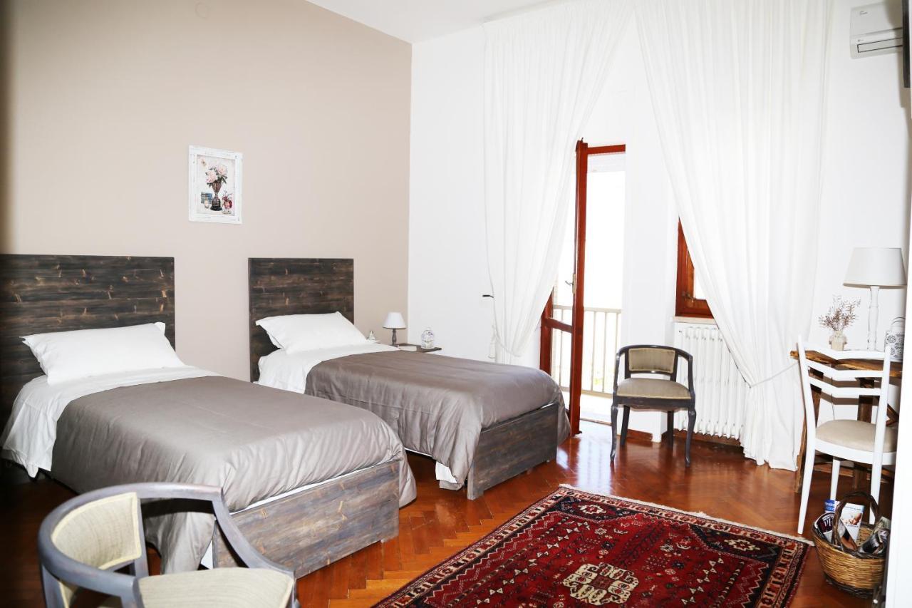 Viro House Panzió Squinzano Kültér fotó