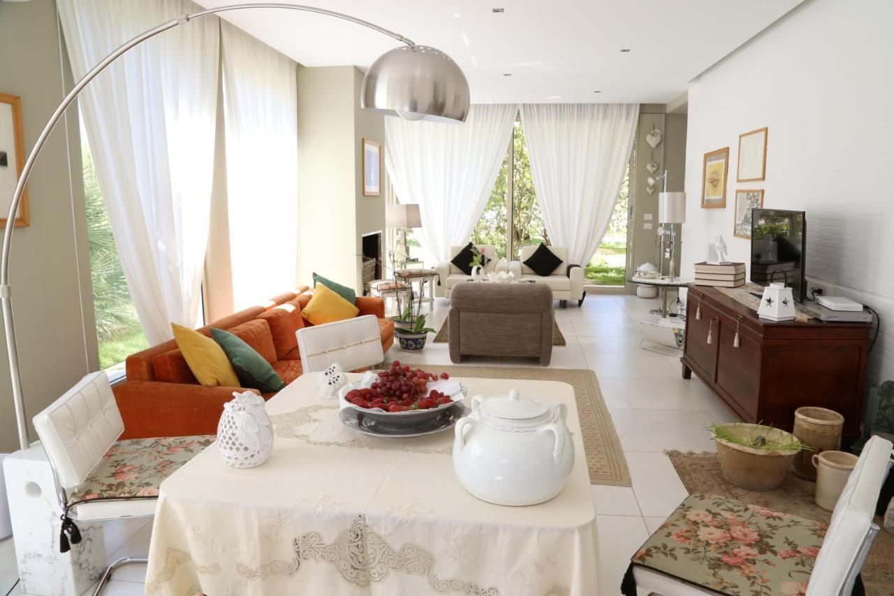 Viro House Panzió Squinzano Kültér fotó